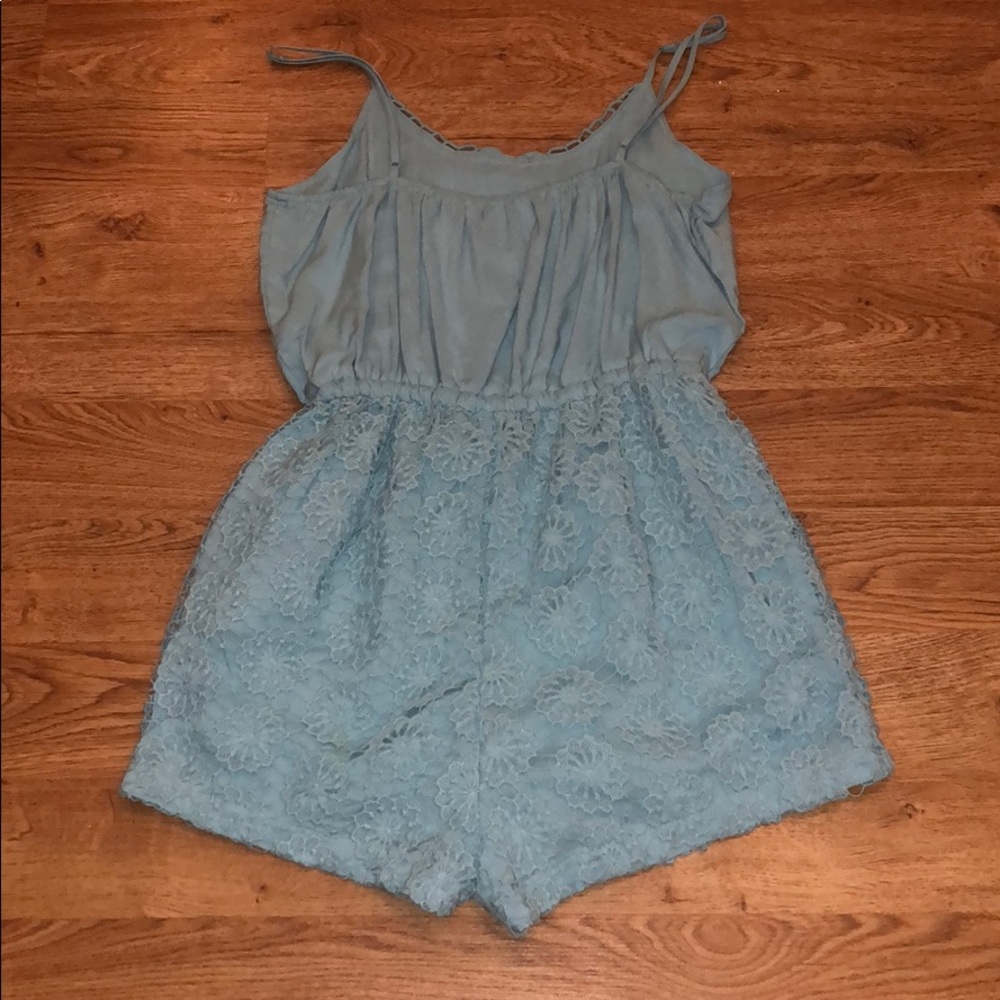 Brand New without tags  Super Cute Romper 🌸 - Picture 5 of 5